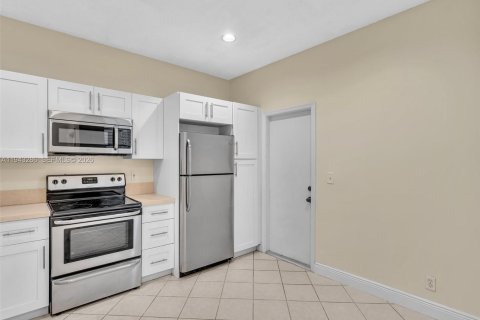 Touwnhouse à louer à Weston, Floride: 2 chambres, 105.07 m2 № 2001927 - photo 10