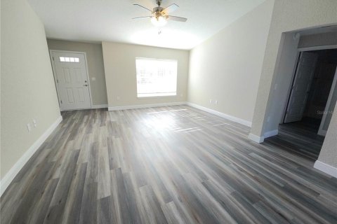 Villa ou maison à louer à Ocala, Floride: 3 chambres, 134.71 m2 № 2407102 - photo 4