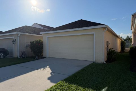 House in Sarasota, Florida 2 bedrooms, 100.33 sq.m. № 2122931 - photo 15