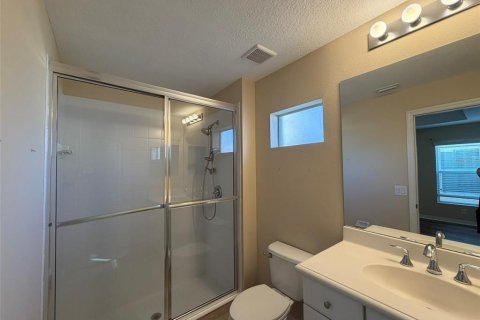 House in Sarasota, Florida 2 bedrooms, 100.33 sq.m. № 2122931 - photo 14