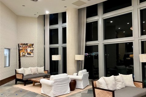 Снять в аренду кондоминиум в Санрайз, Флорида 2 спальни, 108.23м2, № 2004480 - фото 7