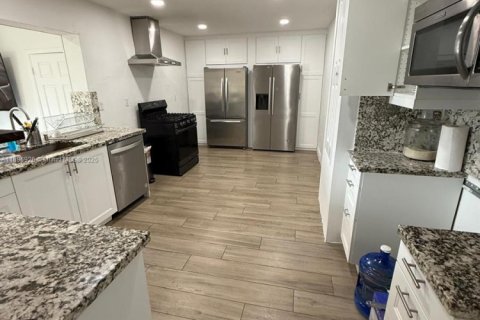 Купить виллу или дом в Санрайз, Флорида 3 спальни, 142.79м2, № 1949369 - фото 9