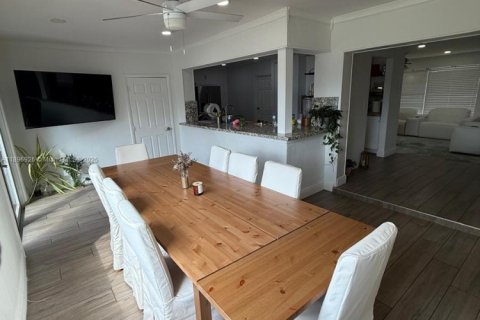 Купить виллу или дом в Санрайз, Флорида 3 спальни, 142.79м2, № 1949369 - фото 8