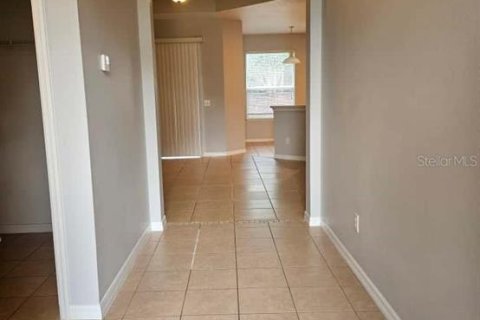 Casa en alquiler en Oviedo, Florida, 3 dormitorios, 142.79 m2 № 1907218 - foto 3