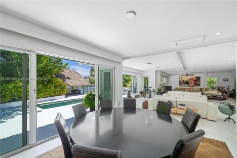 Villa ou maison à vendre à Miami Beach, Floride: 3 chambres, 291.25 m2 № 1957764 - photo 25