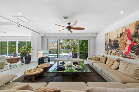 Villa ou maison à vendre à Miami Beach, Floride: 3 chambres, 291.25 m2 № 1957764 - photo 30