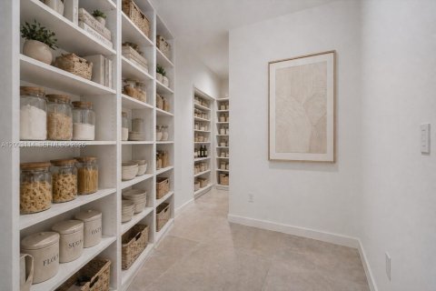 Condo in Miami, Florida, 4 bedrooms  № 2069623 - photo 21