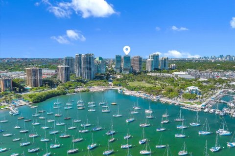 Condo in Miami, Florida, 4 bedrooms  № 2069623 - photo 28