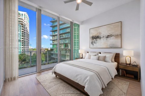 Condo in Miami, Florida, 4 bedrooms  № 2069623 - photo 16