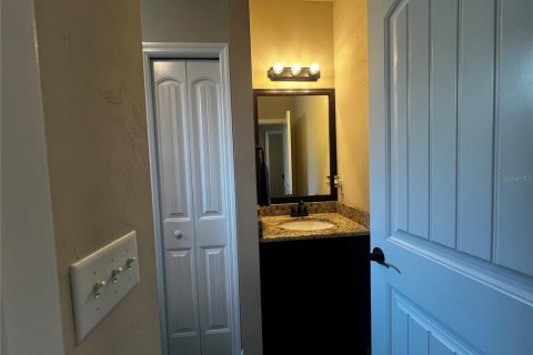 Casa en alquiler en Newberry, Florida, 2 dormitorios, 119.75 m2 № 1907255 - foto 2