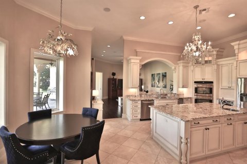 House in Ocala, Florida 4 bedrooms, 594.76 sq.m. № 1432000 - photo 12