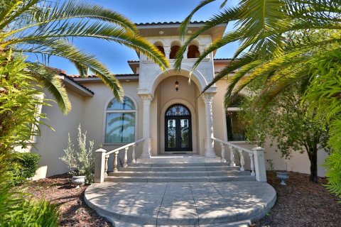 House in Ocala, Florida 4 bedrooms, 594.76 sq.m. № 1432000 - photo 3