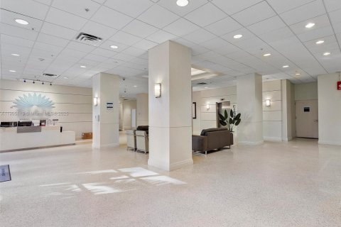 Купить кондоминиум в Холливуд, Флорида 1 спальня, 84.08м2, № 1956263 - фото 6