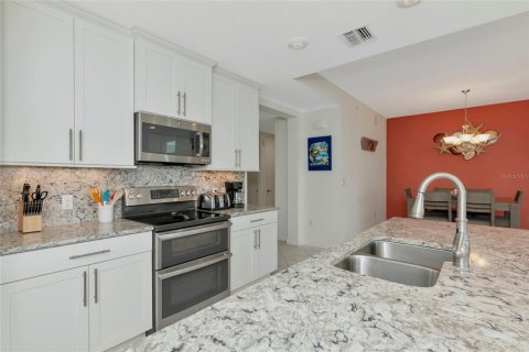 Copropriété à vendre à Bradenton, Floride: 3 chambres, 154.59 m2 № 2409932 - photo 14