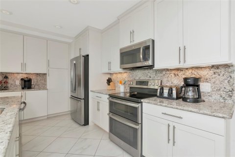 Copropriété à vendre à Bradenton, Floride: 3 chambres, 154.59 m2 № 2409932 - photo 12