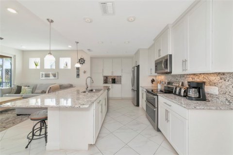 Copropriété à vendre à Bradenton, Floride: 3 chambres, 154.59 m2 № 2409932 - photo 11
