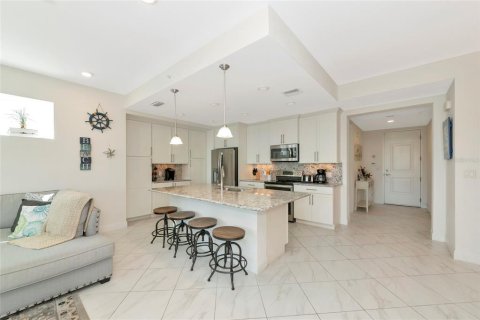 Copropriété à vendre à Bradenton, Floride: 3 chambres, 154.59 m2 № 2409932 - photo 8