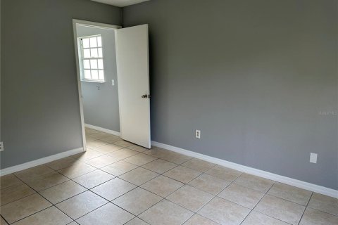 House in Port Charlotte, Florida 2 bedrooms, 84.73 sq.m. № 2239886 - photo 6