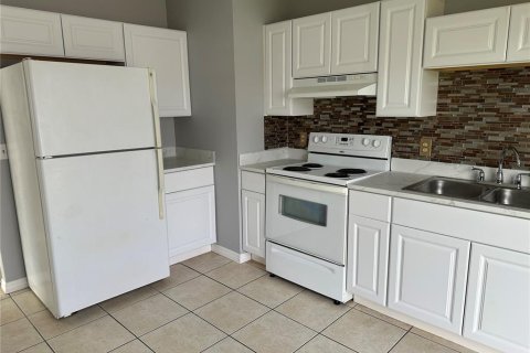 House in Port Charlotte, Florida 2 bedrooms, 84.73 sq.m. № 2239886 - photo 4