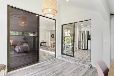Casa en venta en Sarasota, Florida, 2 dormitorios, 128.39 m2 № 1789603 - foto 13