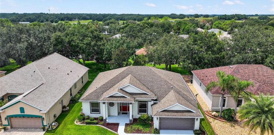 Villa ou maison à Leesburg, Floride 3 chambres, 204.76 m2 № 1916311