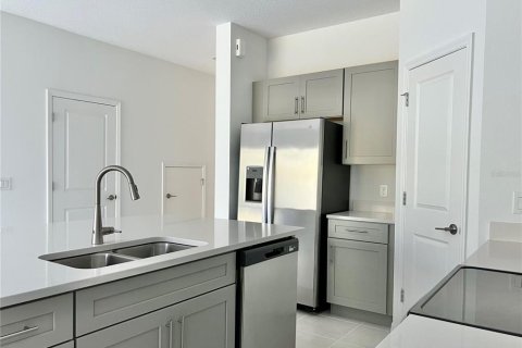 Touwnhouse à louer à Kissimmee, Floride: 3 chambres, 144.46 m2 № 2418794 - photo 4
