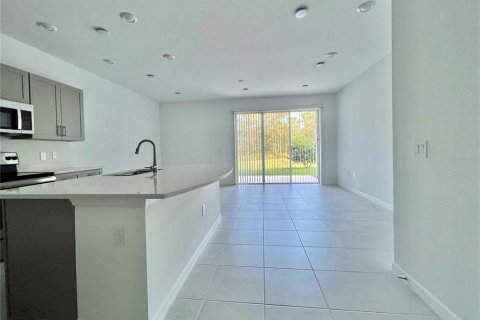 Touwnhouse à louer à Kissimmee, Floride: 3 chambres, 144.46 m2 № 2418794 - photo 5