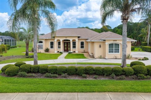 House in Ormond Beach, Florida 3 bedrooms, 241.64 sq.m. № 2102322 - photo 2