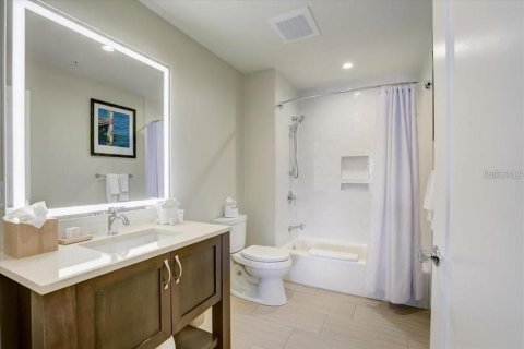 Condo in Holmes Beach, Florida, 2 bedrooms  № 1592032 - photo 13