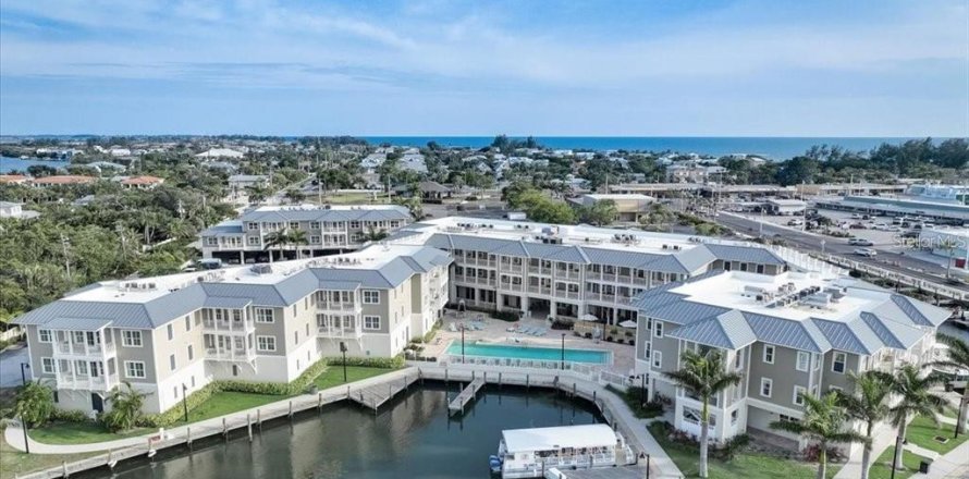 Condo in Holmes Beach, Florida, 2 bedrooms  № 1592032