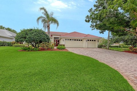 House in Bradenton, Florida 3 bedrooms, 218.97 sq.m. № 2225091 - photo 3