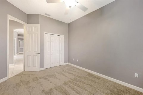 House in Bradenton, Florida 3 bedrooms, 218.97 sq.m. № 2225091 - photo 24