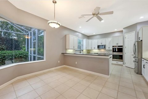 House in Bradenton, Florida 3 bedrooms, 218.97 sq.m. № 2225091 - photo 10