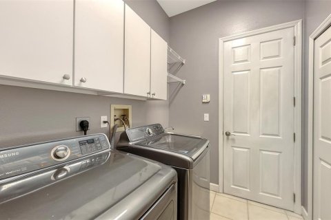 House in Bradenton, Florida 3 bedrooms, 218.97 sq.m. № 2225091 - photo 27