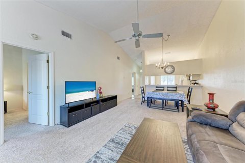 Condo in Sarasota, Florida, 2 bedrooms  № 1508760 - photo 9