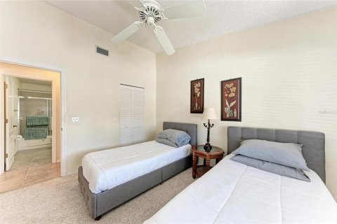 Condo in Sarasota, Florida, 2 bedrooms  № 1508760 - photo 18