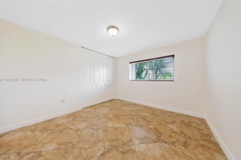 Снять в аренду кондоминиум в Майами-Лейкс, Флорида 2 спальни, 96.62м2, № 2006573 - фото 18