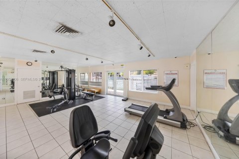Снять в аренду кондоминиум в Майами-Лейкс, Флорида 2 спальни, 96.62м2, № 2006573 - фото 7