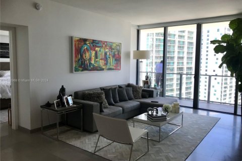 Купить кондоминиум в Майами, Флорида 2 спальни, 115.57м2, № 1958795 - фото 17