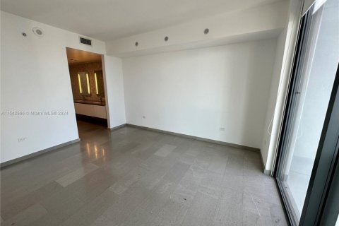 Купить кондоминиум в Майами, Флорида 2 спальни, 115.57м2, № 1958795 - фото 22