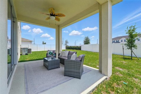 House in Apopka, Florida 5 bedrooms, 309.55 sq.m. № 1684588 - photo 26