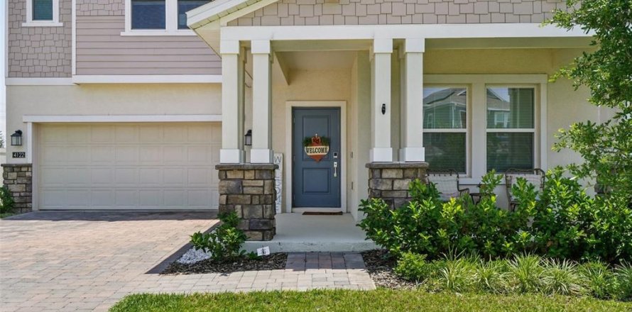 House in Apopka, Florida 5 bedrooms, 309.55 sq.m. № 1684588