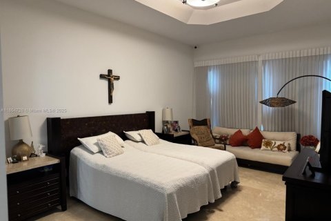 Villa ou maison à louer à Doral, Floride: 4 chambres, 198.63 m2 № 1923162 - photo 16