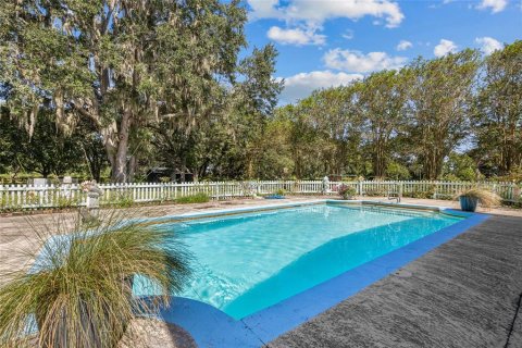 House in Lake City, Florida 4 bedrooms, 263.47 sq.m. № 1901842 - photo 26
