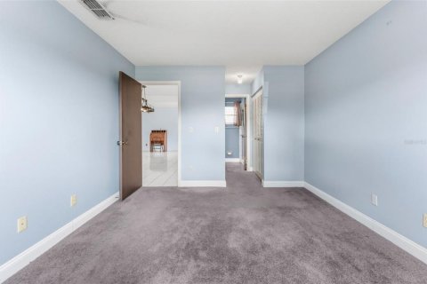 Купить виллу или дом в Олдсмар, Флорида 8 комнат, 128.39м2, № 2147839 - фото 18