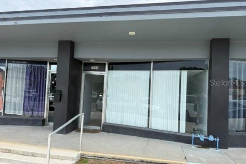 Commercial property in Clearwater, Florida 74.32 sq.m. № 2231972