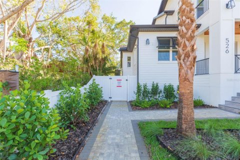Casa en venta en Saint Petersburg, Florida, 4 dormitorios, 314.94 m2 № 1592840 - foto 5