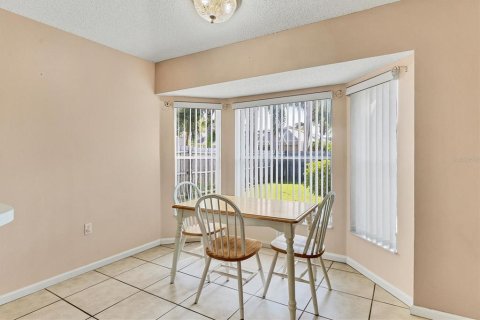 House in Sarasota, Florida 3 bedrooms, 119.01 sq.m. № 1812800 - photo 12