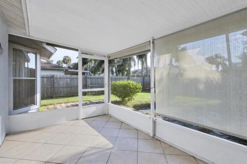 House in Sarasota, Florida 3 bedrooms, 119.01 sq.m. № 1812800 - photo 27