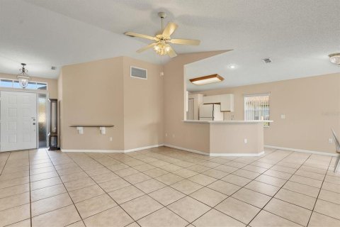House in Sarasota, Florida 3 bedrooms, 119.01 sq.m. № 1812800 - photo 9